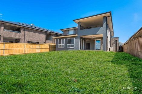 Property photo of 12 Segovia Crescent Colebee NSW 2761