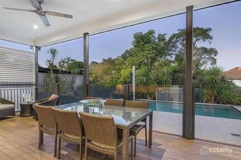 96 Henry St, Greenslopes, QLD 4120