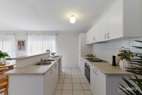 Property photo of 10 Jillian Place Wynnum West QLD 4178