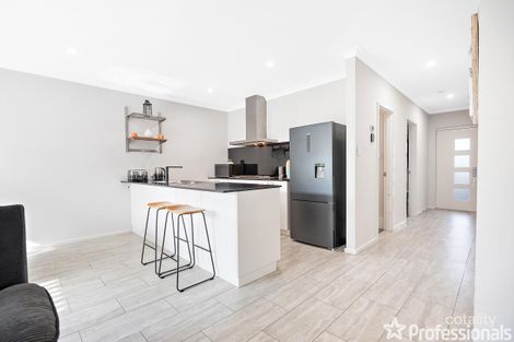 Property photo of 135 Hancock Avenue Aveley WA 6069