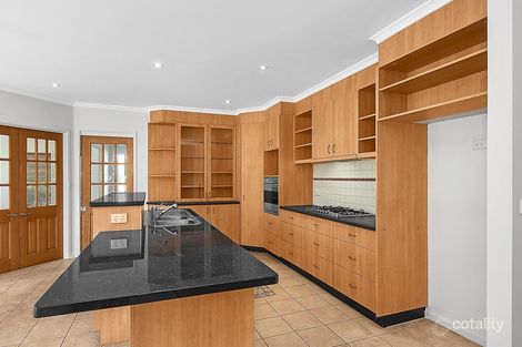Property photo of 3 Weeroona Place Jerrabomberra NSW 2619
