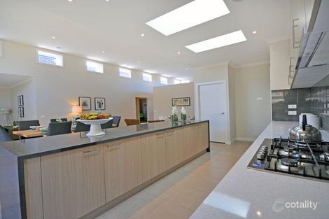 Property photo of 12 Hillgrove Close Warragul VIC 3820