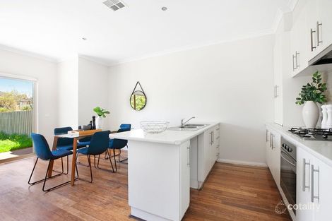 Property photo of 2/36 Wattlebird Crescent Reservoir VIC 3073