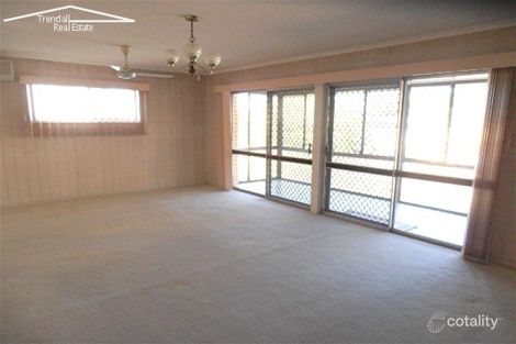 Property photo of 28 Koumala Street Mansfield QLD 4122