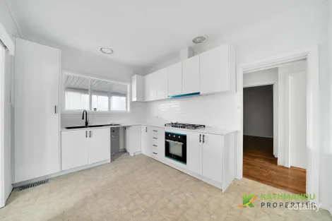 Property photo of 67 Darebin Boulevard Reservoir VIC 3073