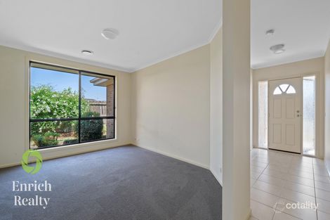 Property photo of 16 Vincent Boulevard Trafalgar VIC 3824
