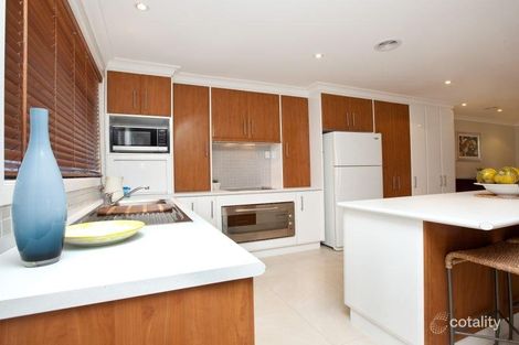 Property photo of 24 Temora Place Karabar NSW 2620