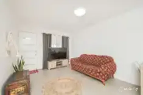 Property photo of 2/66 Johnson Road Gracemere QLD 4702