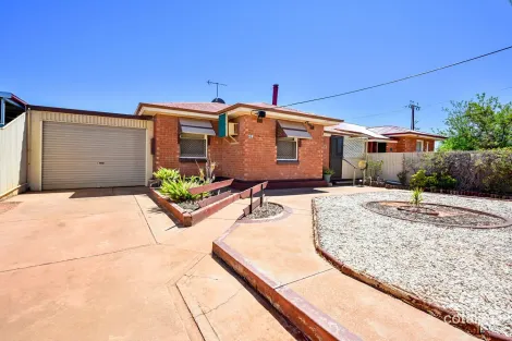 28 Phillips St, Whyalla Stuart, SA 5608