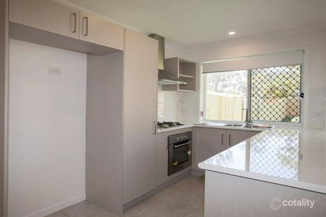 Property photo of 1/25 River Road Bundamba QLD 4304