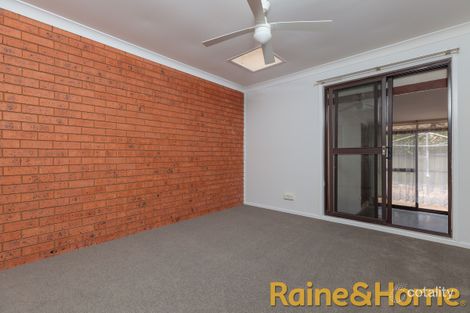Property photo of 2/6 Clews Street Dubbo NSW 2830