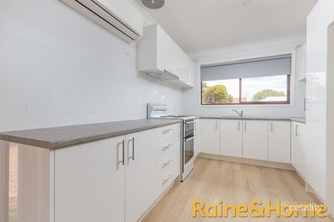 Property photo of 2/6 Clews Street Dubbo NSW 2830