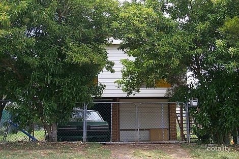 29 Logan St, North Booval, QLD 4304