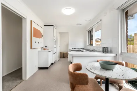 Property photo of 4/168 Kangaroo Road Hughesdale VIC 3166