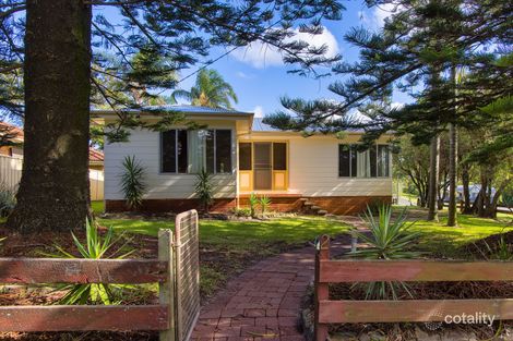 Property photo of 2 Cromarty Crescent Anna Bay NSW 2316