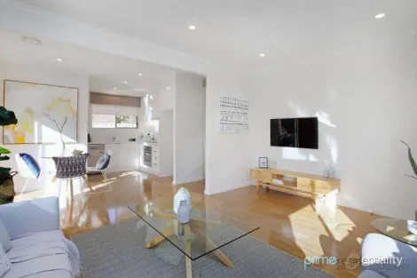 2/73 Norfolk St, Maidstone, VIC 3012