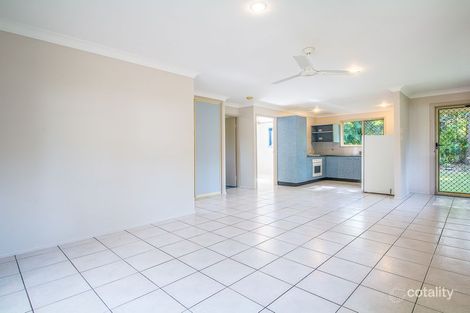 Property photo of 4 Echidna Court Gooburrum QLD 4670