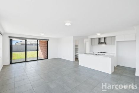 Property photo of 43 Swan Boulevard Winter Valley VIC 3358