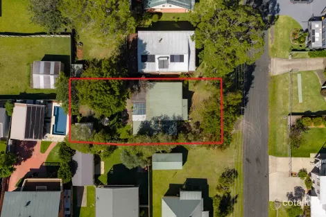 Property photo of 4 Beachview Avenue Berrara NSW 2540