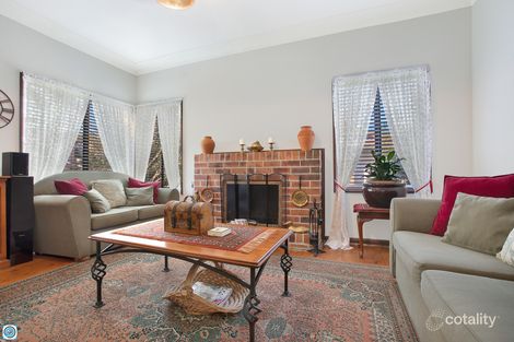 Property photo of 21 Northcliffe Drive Lake Heights NSW 2502