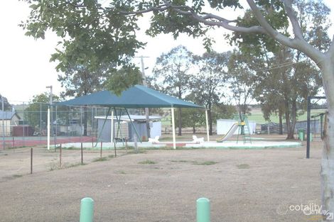 8 Moore St, Kulpi, QLD 4352