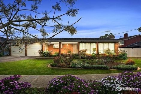 Property photo of 8 Doynton Parade Hoppers Crossing VIC 3029