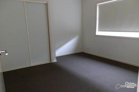 Property photo of 31 Elderberry Way Pakenham VIC 3810