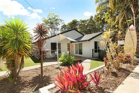 Property photo of 3 Sugar View Lane Rosemount QLD 4560