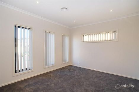 Property photo of 3 Ibis Close Pakenham VIC 3810