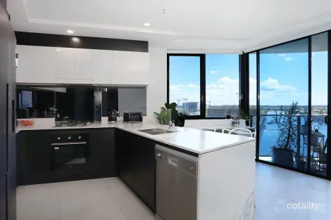 Property photo of 5601/5 Harbour Side Court Biggera Waters QLD 4216