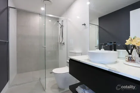Property photo of 5601/5 Harbour Side Court Biggera Waters QLD 4216