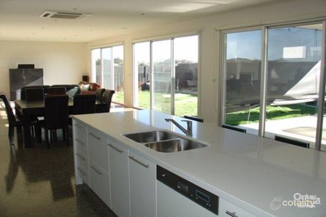 Property photo of 12 Mariner Place Safety Beach VIC 3936