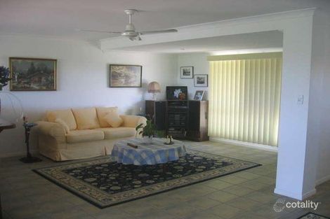 Property photo of 34 Palm Springs Drive Calavos QLD 4670