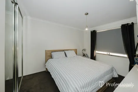 60 Billericay Cct, Butler, WA 6036