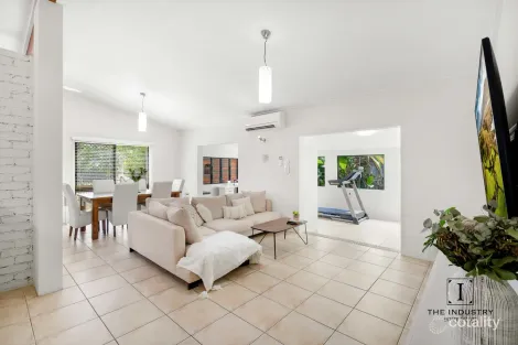 Property photo of 3 Corinda Close Trinity Beach QLD 4879