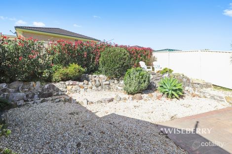 Property photo of 14 Ivory Crescent Woongarrah NSW 2259
