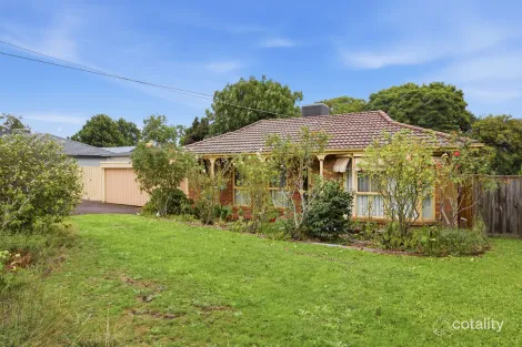 21 Sheridan Ave, Mooroolbark, VIC 3138
