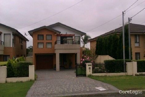 Property photo of 6 Susan Place Minto NSW 2566