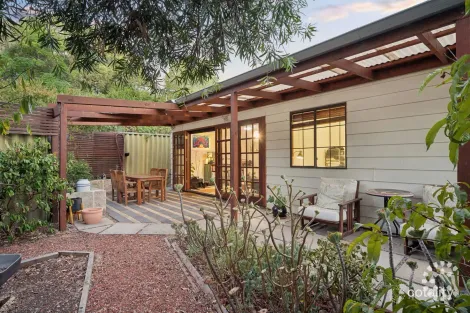 Property photo of 2 Sumpton Street Hilton WA 6163