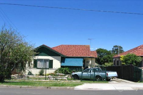 8 Blackwood Rd, Merrylands, NSW 2160