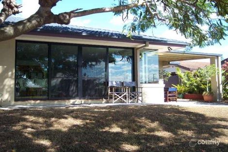 Property photo of 15 Dolphin Court Palm Beach QLD 4221