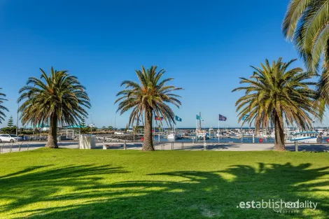 Property photo of 33 Quay Boulevard Werribee South VIC 3030