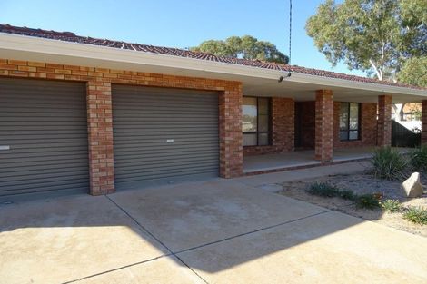 35 Jackson Way, Merredin, WA 6415