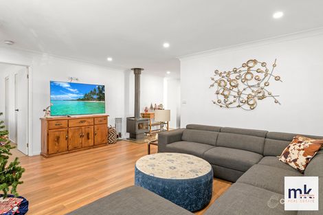 Property photo of 8 Downes Crescent Currans Hill NSW 2567