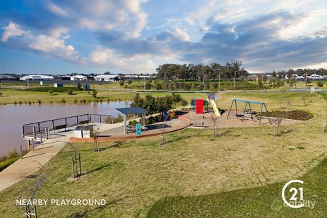 Property photo of 10 Finch Circuit Moama NSW 2731