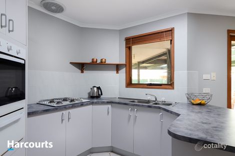 Property photo of 4 Greenslopes Drive Carrum Downs VIC 3201
