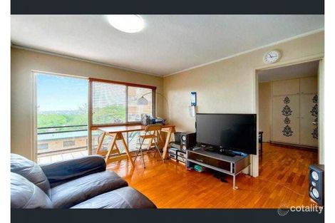 Property photo of 21/76 Gladstone Road Highgate Hill QLD 4101