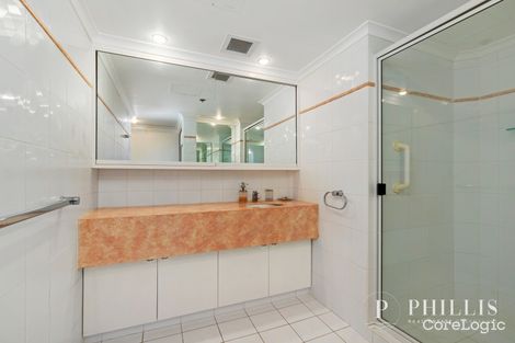 Property photo of 70 Admiralty Drive Surfers Paradise QLD 4217