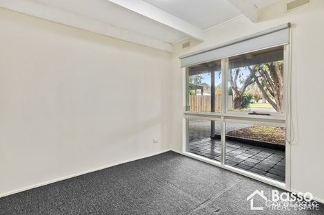 Property photo of 2 Jelbart Court Rosebud VIC 3939