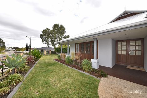 Property photo of 11 Labianca Vista Carramar WA 6031